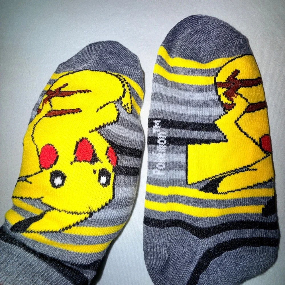 Pokemon No-Show Socks Kids M/L Size 3-10 Grey‎ Yellow NEW 6 Pairs